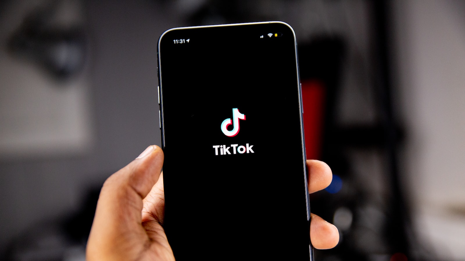 抖音 TikTok